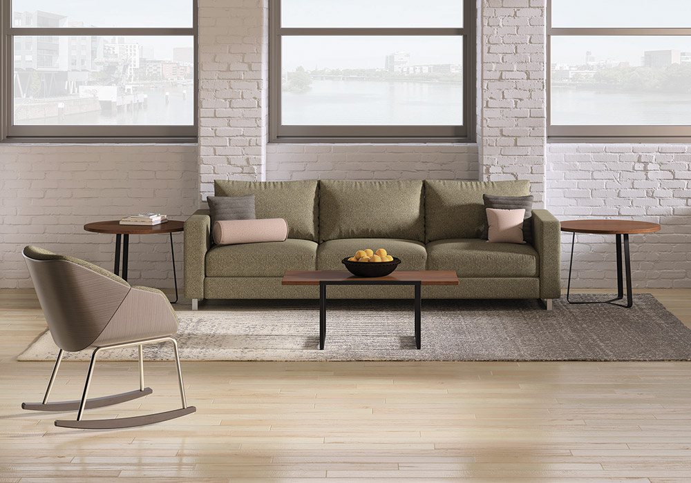 Collette: 3 seat sofa with metal legs